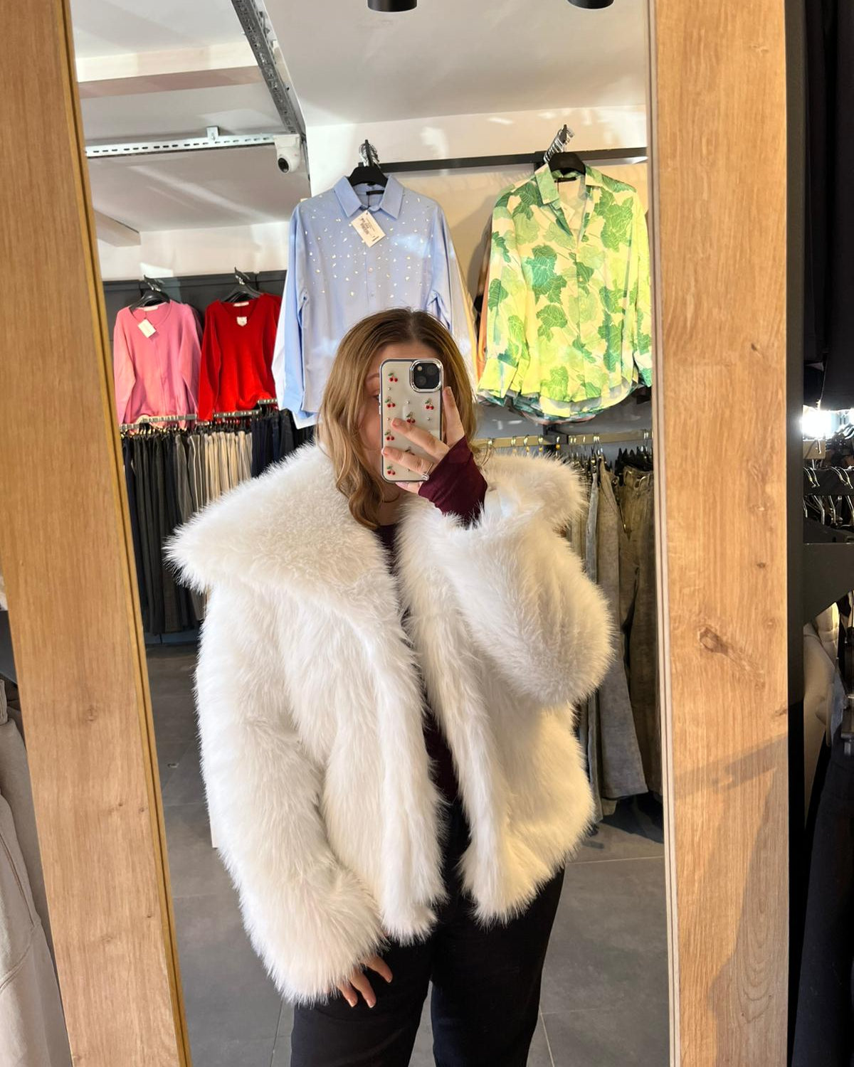 Beyaz Midi Boy Kadın Kürk