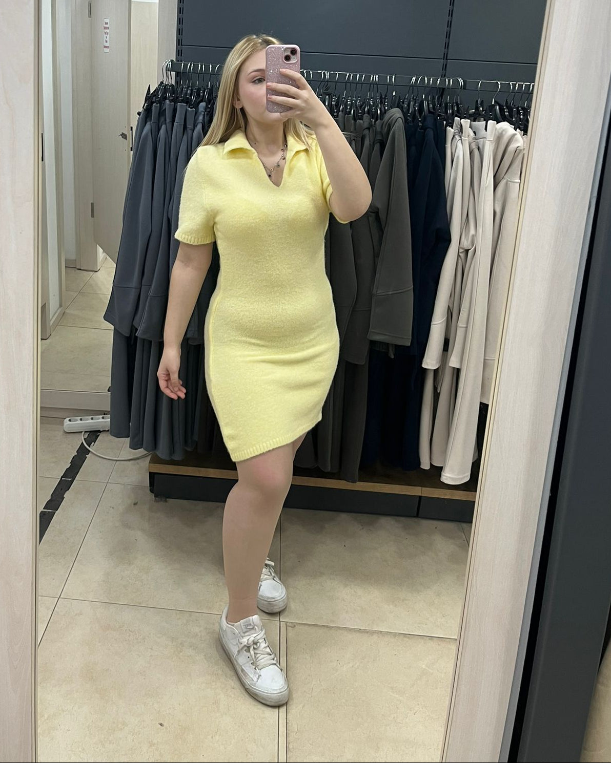 Sarı Yumoş Kısa Kol Kısa Triko Elbise