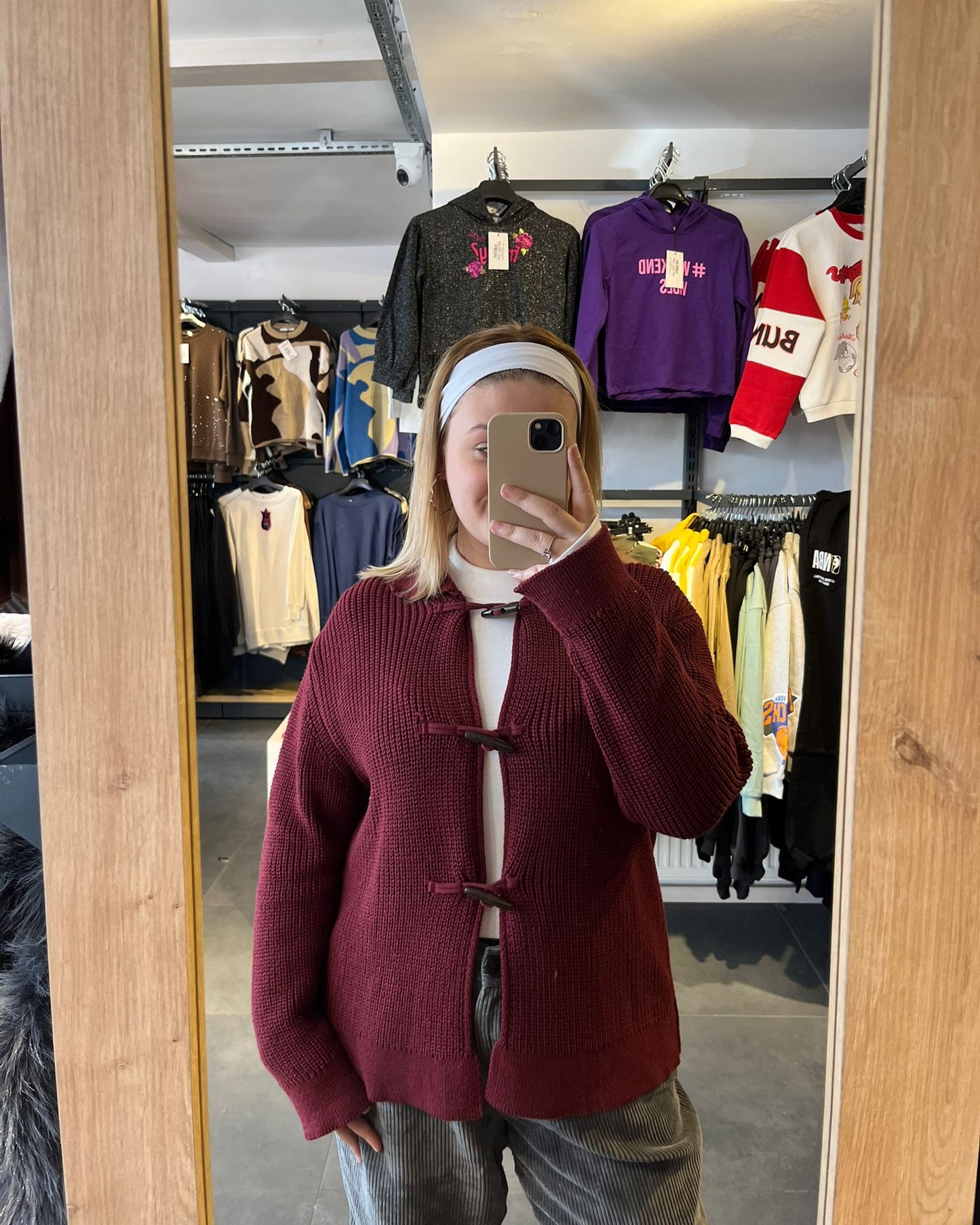 Bordo Düğme Detaylı Kadın Hırka