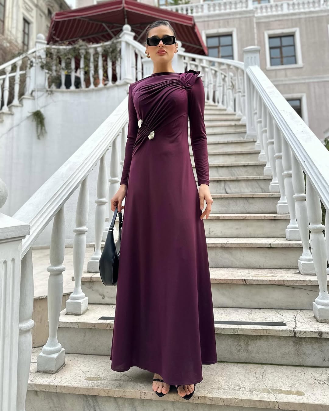 Bordo Modal Kumaş Broş Detaylı Kadın Elbise