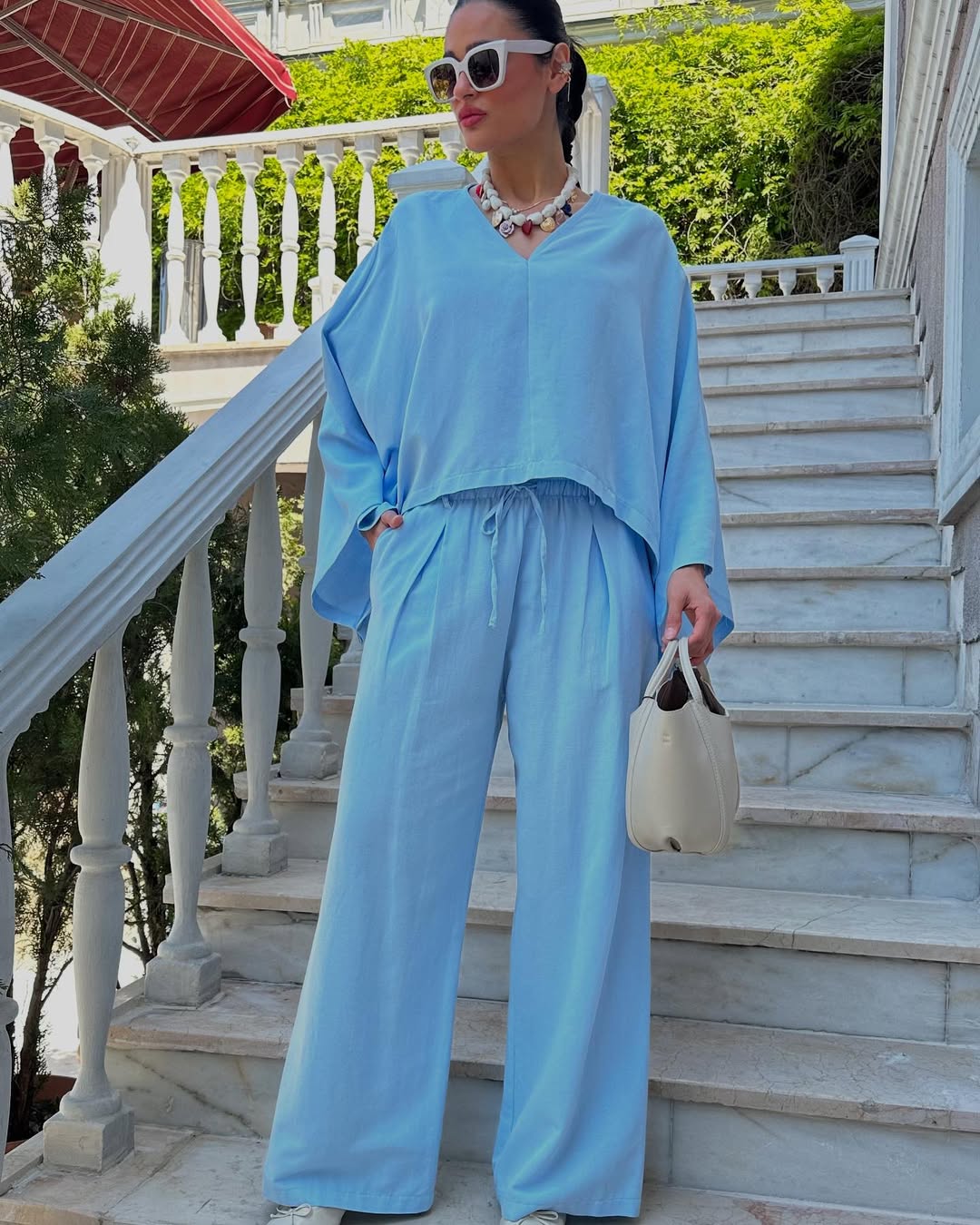 #açıkmavi #keten #takım #panço #kadınmoda #yazlıkstil #şıkkombin #trend #stil #fashion