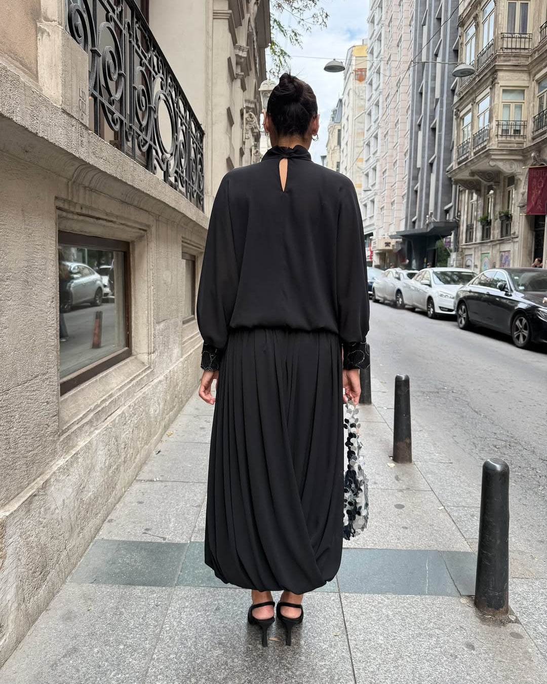#siyah #takım #şifon #etekli #kadınmoda #şıkkombin #gecestili #trend #stil #zarif #fashion