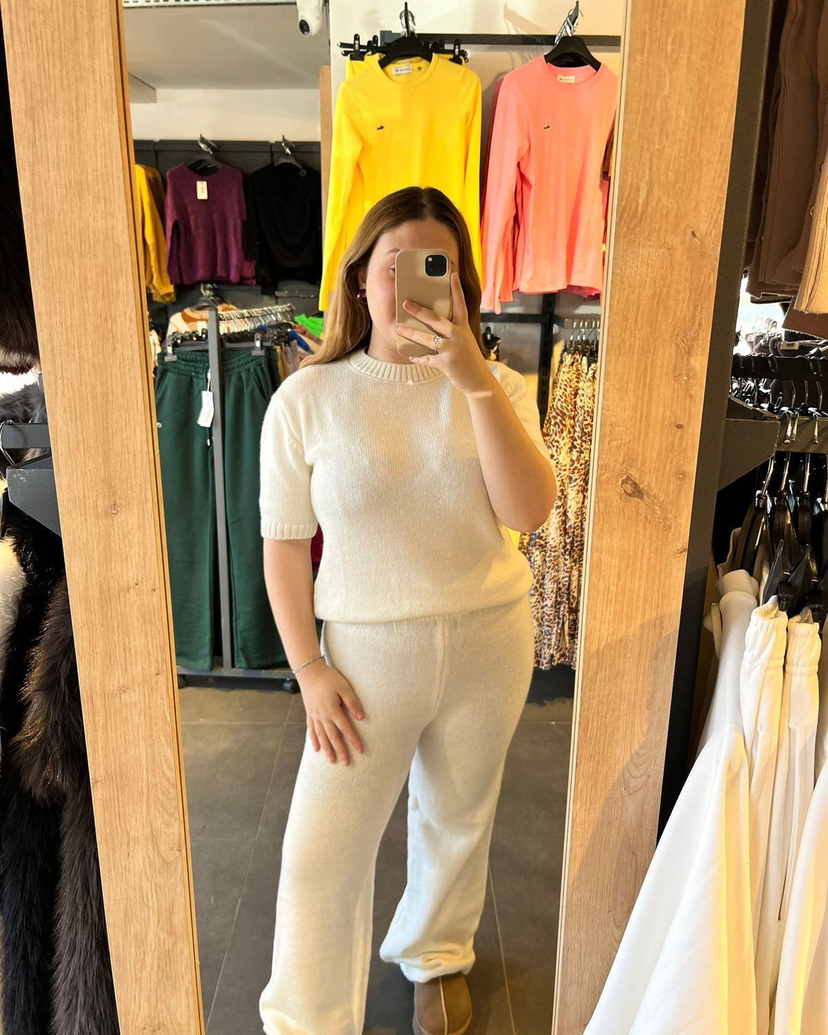 Ecru Short Sleeve Women's Two-Piece Knit Set