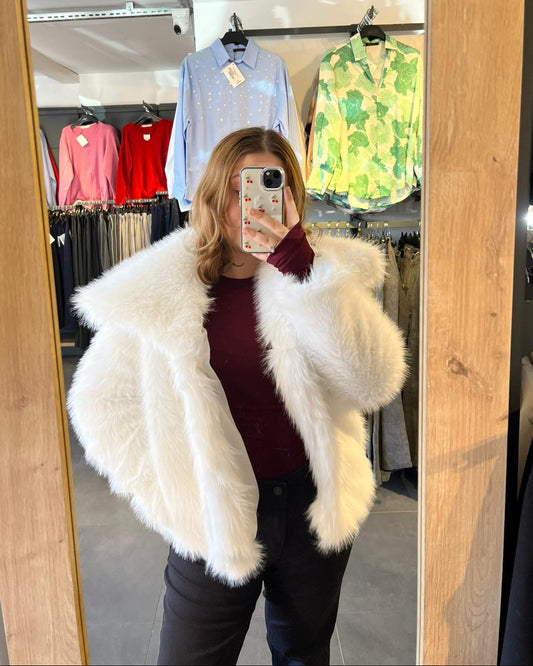 Beyaz Midi Boy Kadın Kürk