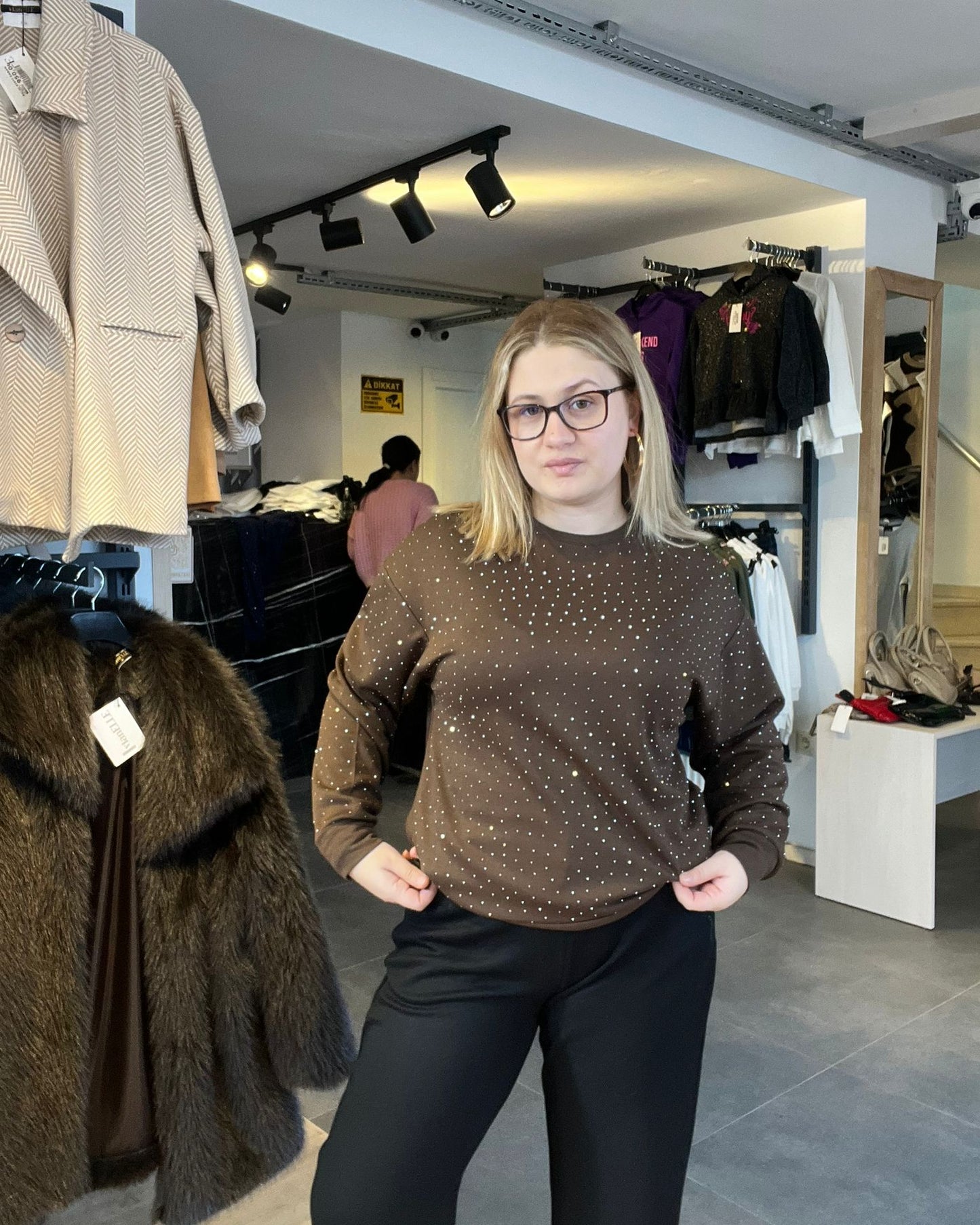 Modal Kumaş Taşlı Tunik – Acı Kahve