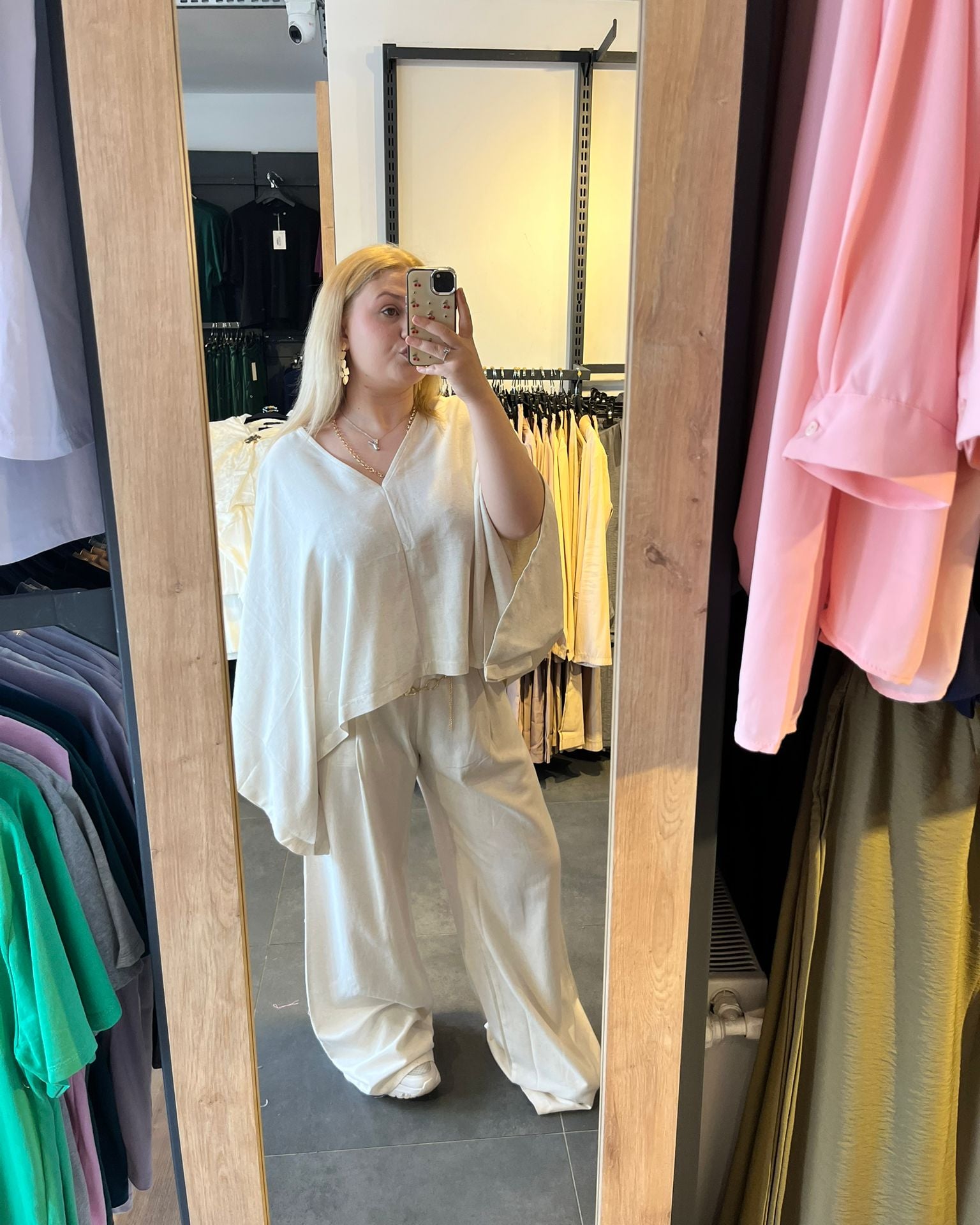 #krem #keten #takım #panço #kadınmoda #minimalstil #şıkkombin #trend #yazlıkstil #fashion