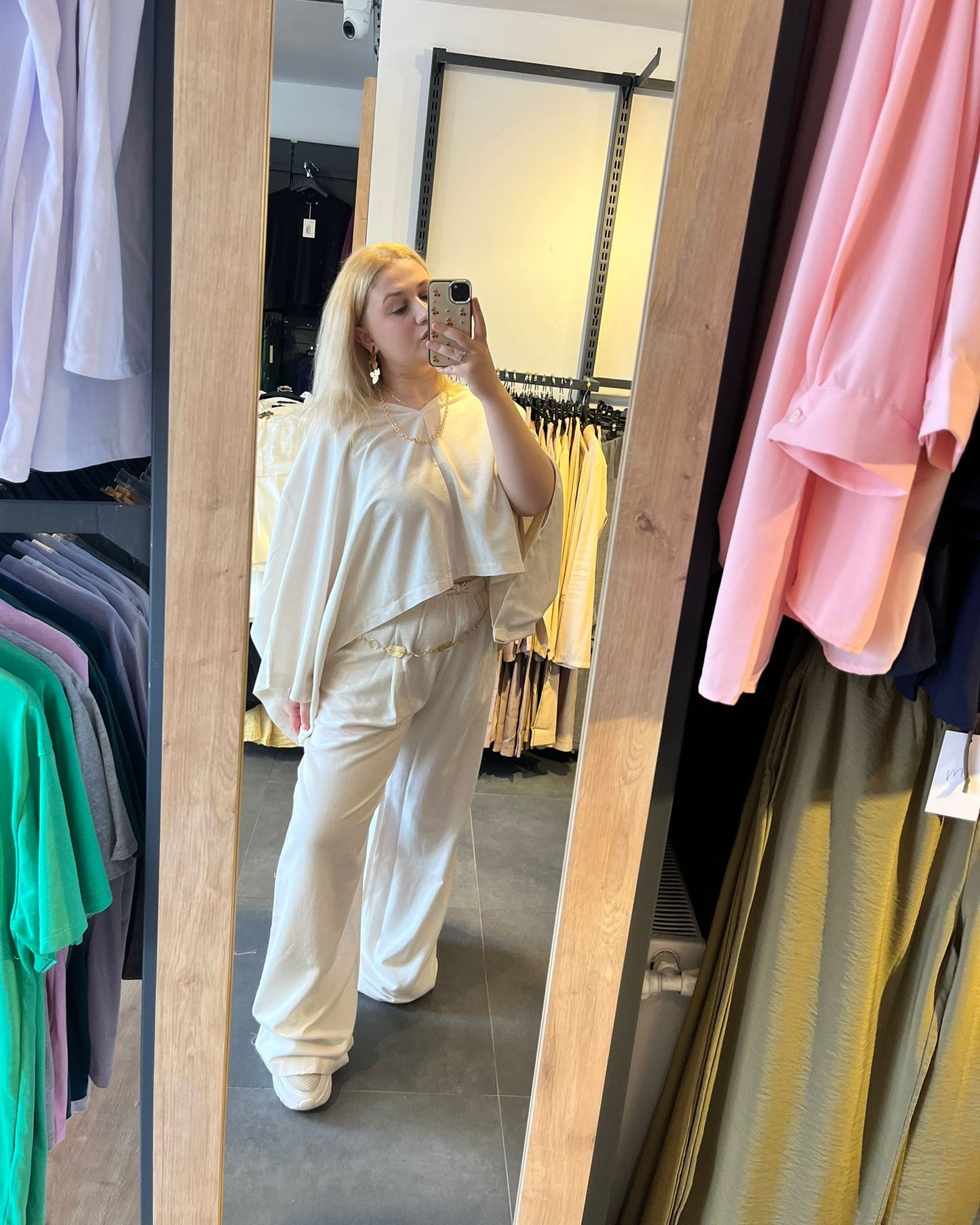 #krem #keten #takım #panço #kadınmoda #minimalstil #şıkkombin #trend #yazlıkstil #fashion