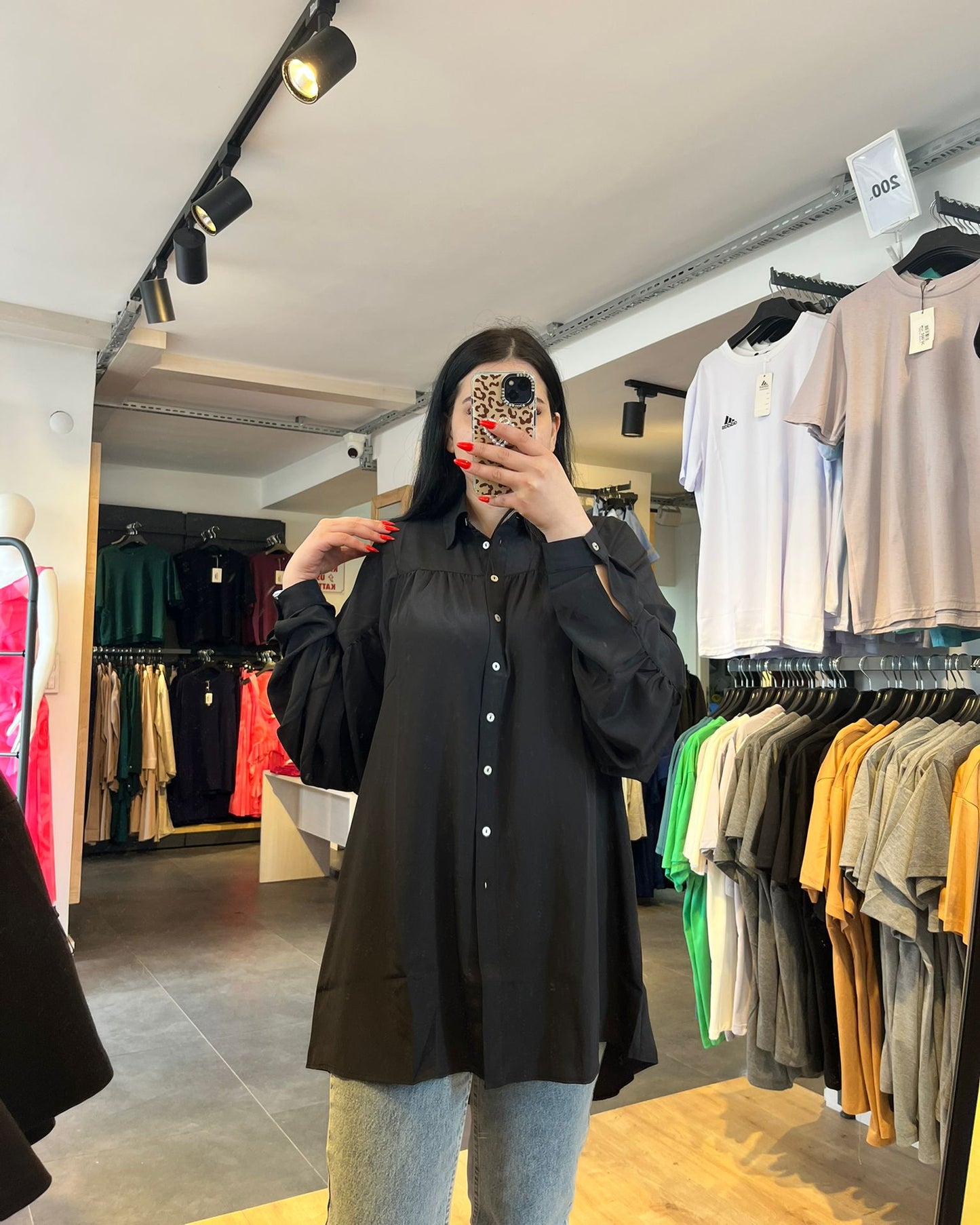 #siyah #tunik #şifon #likralı #kadınmoda #şıkkombin #rahatstil #trend #stil #fashion