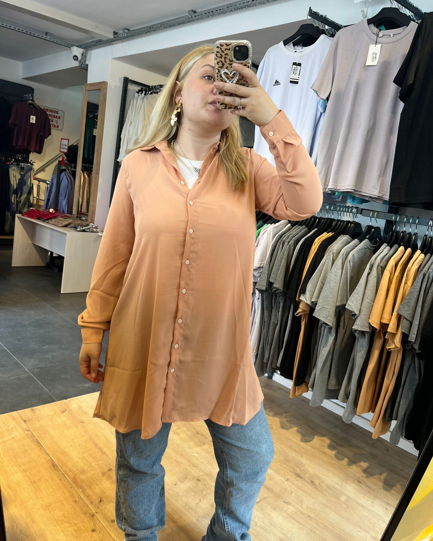 #somon #saten #tunik #gömlek #kadınmoda #şıkkombin #zarifstil #trend #fashion #stil
