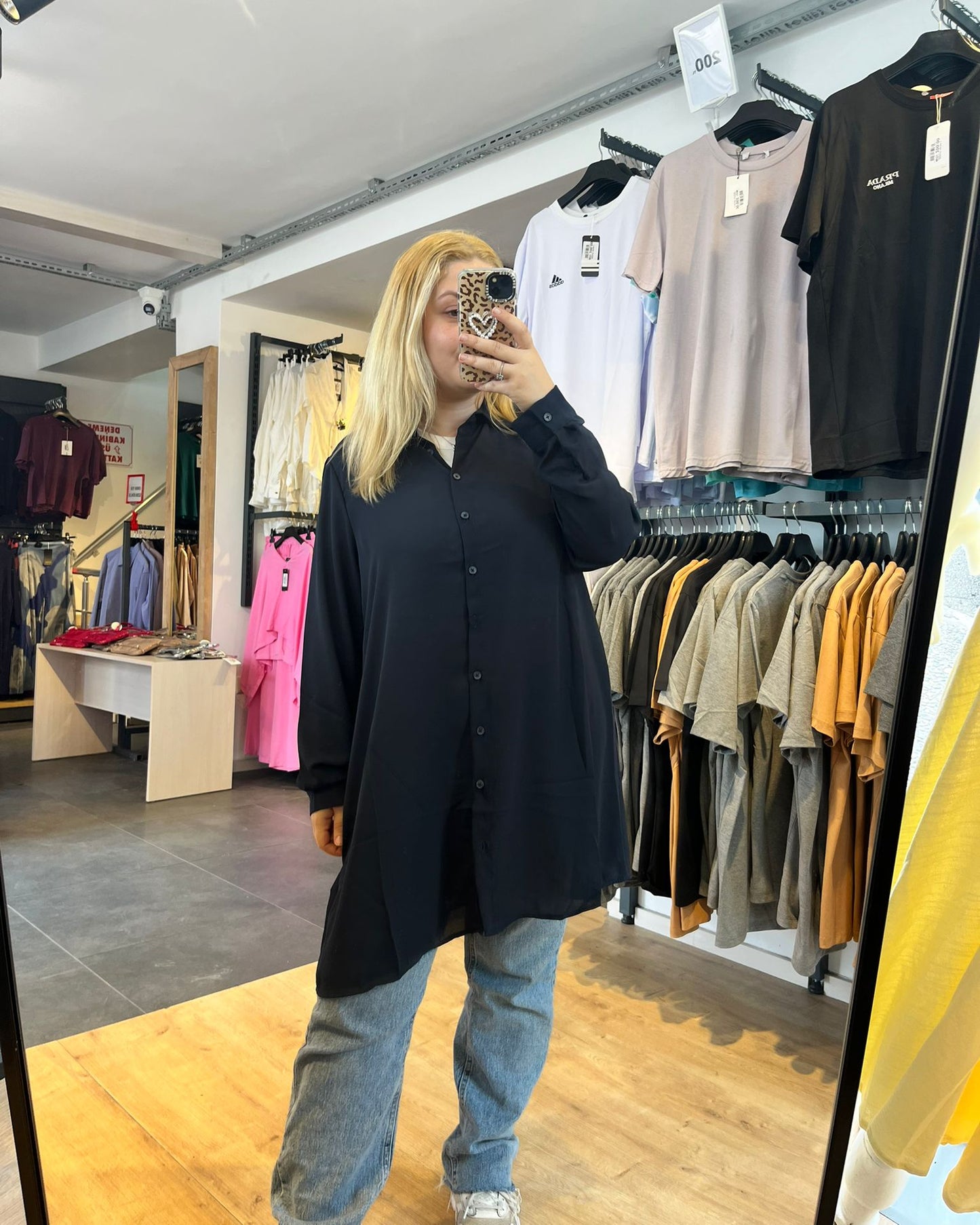 #lacivert #saten #tunik #gömlek #kadınmoda #şıkkombin #zarifstil #trend #fashion #stil