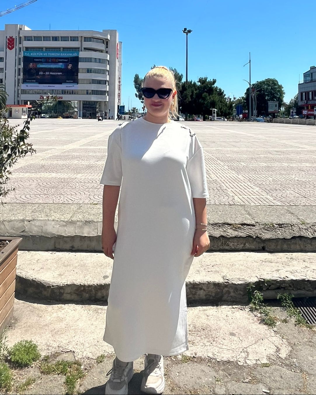 Omuz Boncuk Detaylı Salaş Penye Kadın Elbise (S-M-L-XL Beden | Rahat & Şık Tasarım)