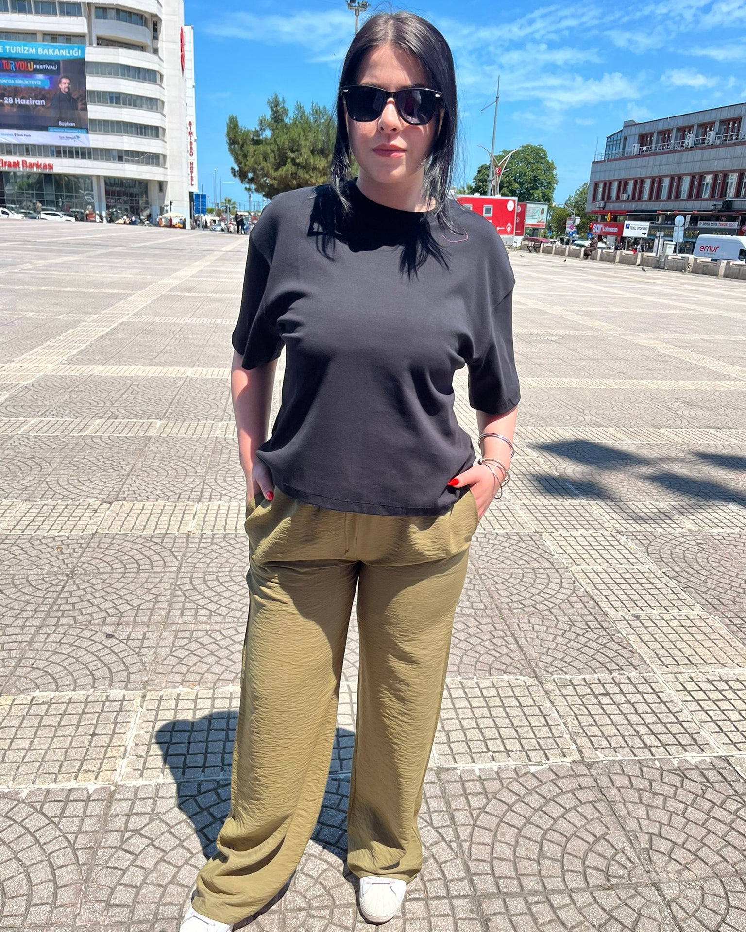 #yeşil #tensel #palazzo #pantolon #kadınmoda #rahatstil #şıkkombin #trend #stil #fashion