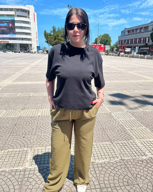 #yeşil #tensel #palazzo #pantolon #kadınmoda #rahatstil #şıkkombin #trend #stil #fashion