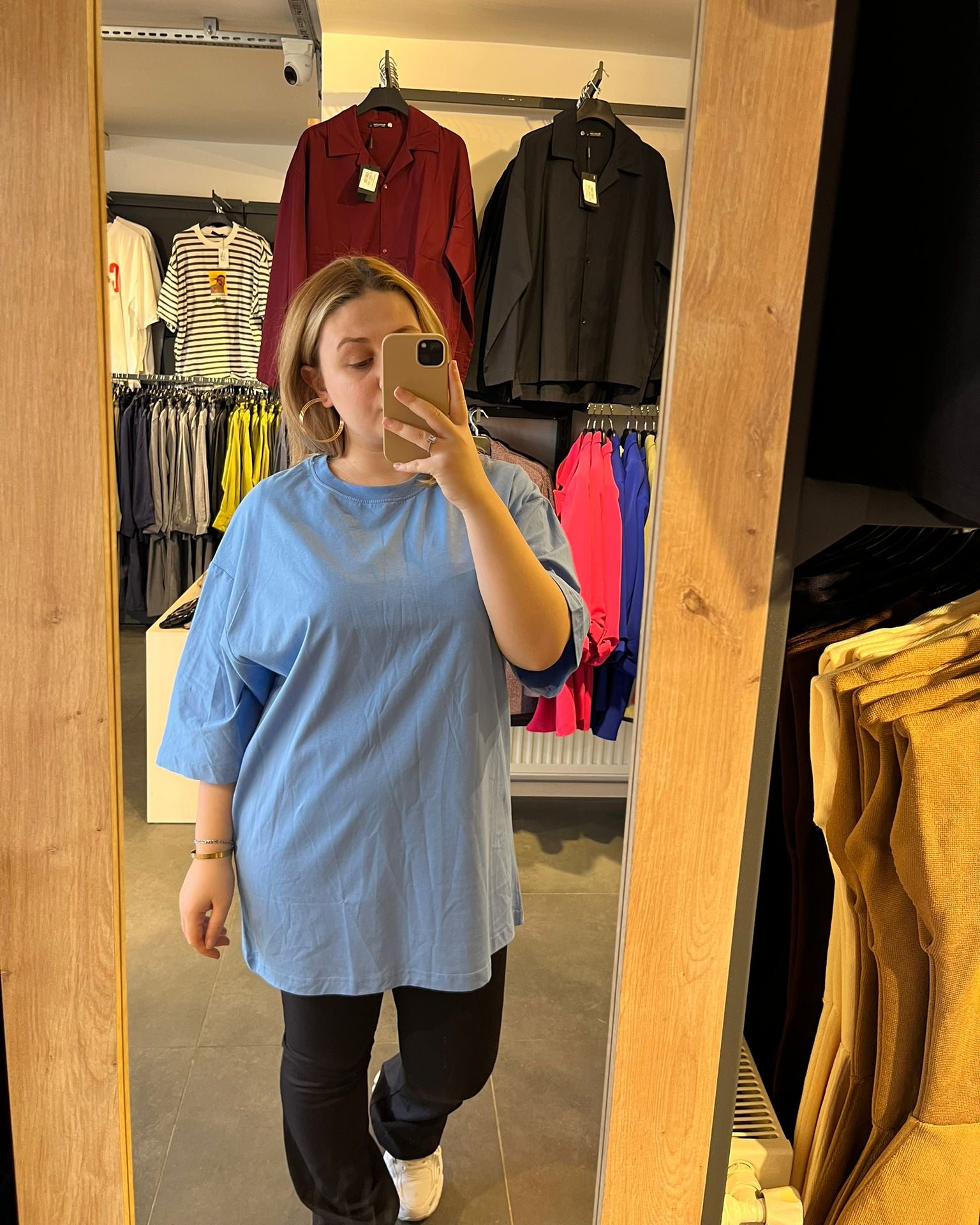 #mavi #oversize #tshirt #streetwear #unisex #rahatstil #trend #günlükkombin #stil #kombin