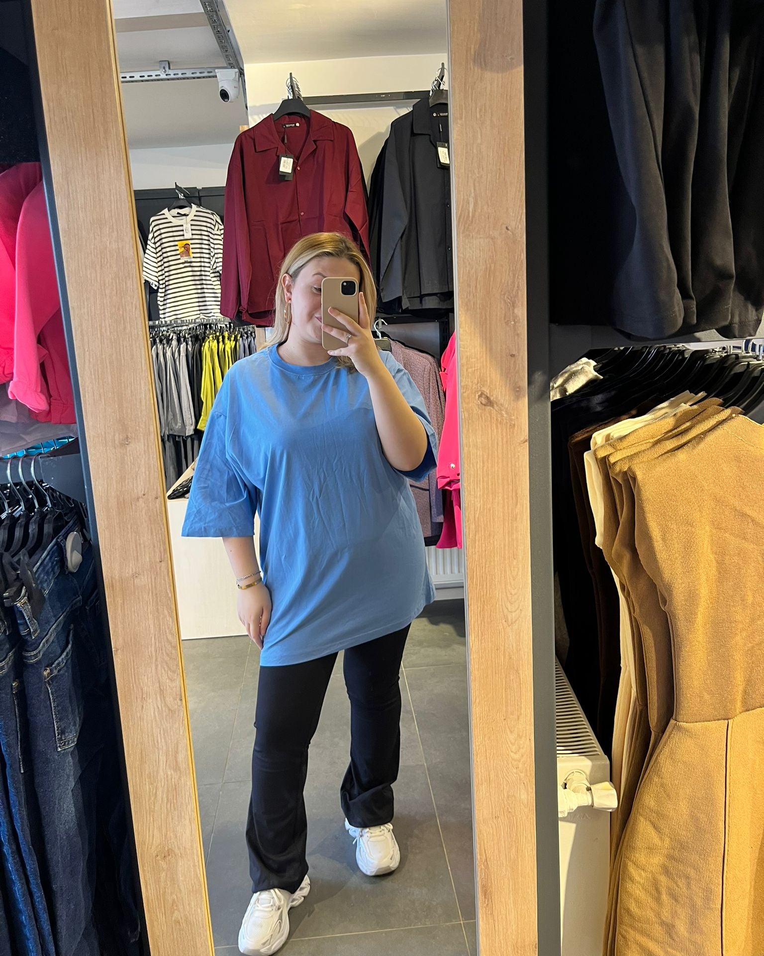 #mavi #oversize #tshirt #streetwear #unisex #rahatstil #trend #günlükkombin #stil #kombin