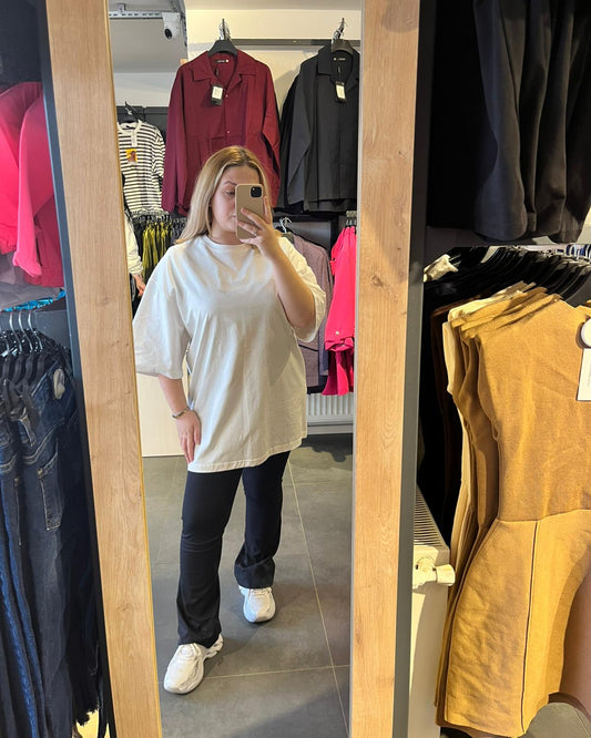 #beyaz #oversize #tshirt #basic #minimal #streetwear #unisex #rahatstil #kombin #stil