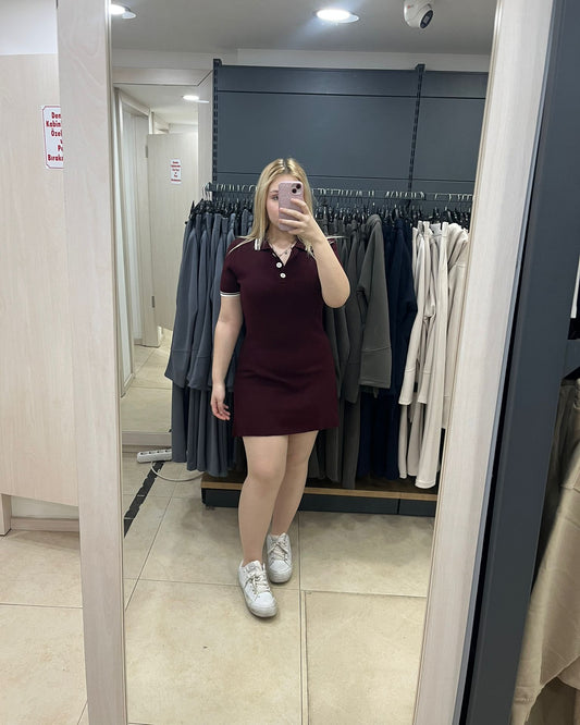 #bordo #elbise #kolejyaka #kadınmoda #sporşık #günlükkombin #trend #stil #rahatgiyim #kombin