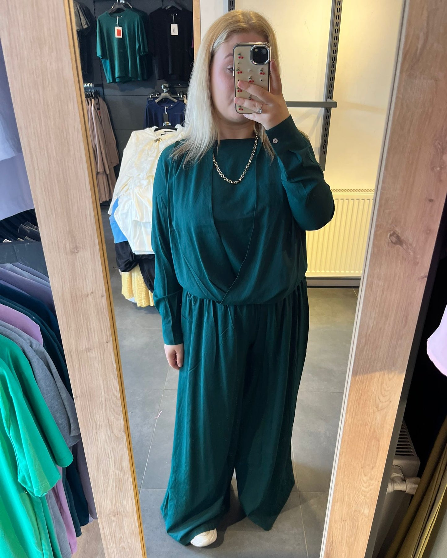 #tensel #takım #etekpantolon #kruvaze #kadınmoda #şıkkombin #trend #stil #modernstil #fashion