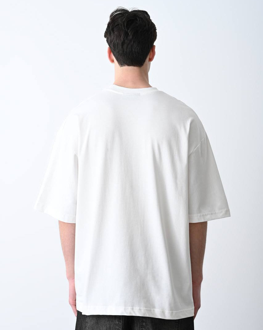 #oversize #beyaz #unisex #nakışlı #basic #streetwear #tshirt #trend #rahatstil #kombin