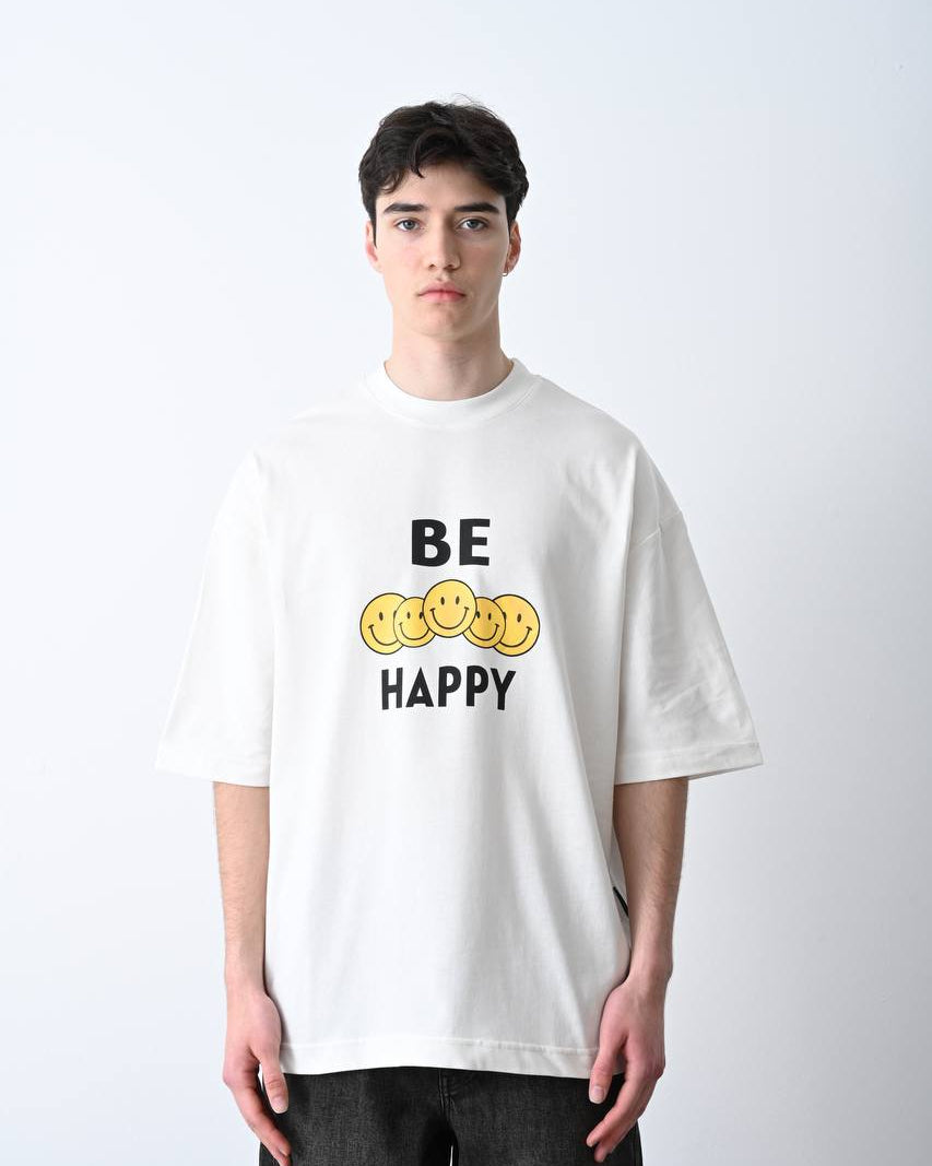 #oversize #beyaz #unisex #nakışlı #basic #streetwear #tshirt #trend #rahatstil #kombin