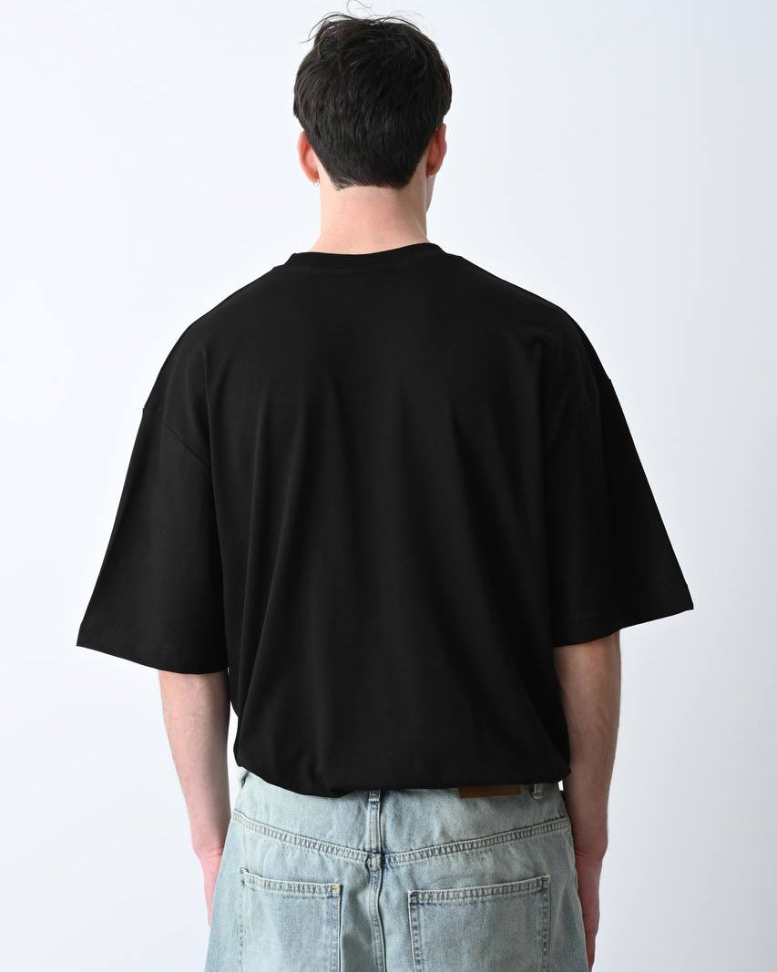 #oversize #siyah #unisex #nakışlı #basic #streetwear #tshirt #trendstil #rahatkombin #moda