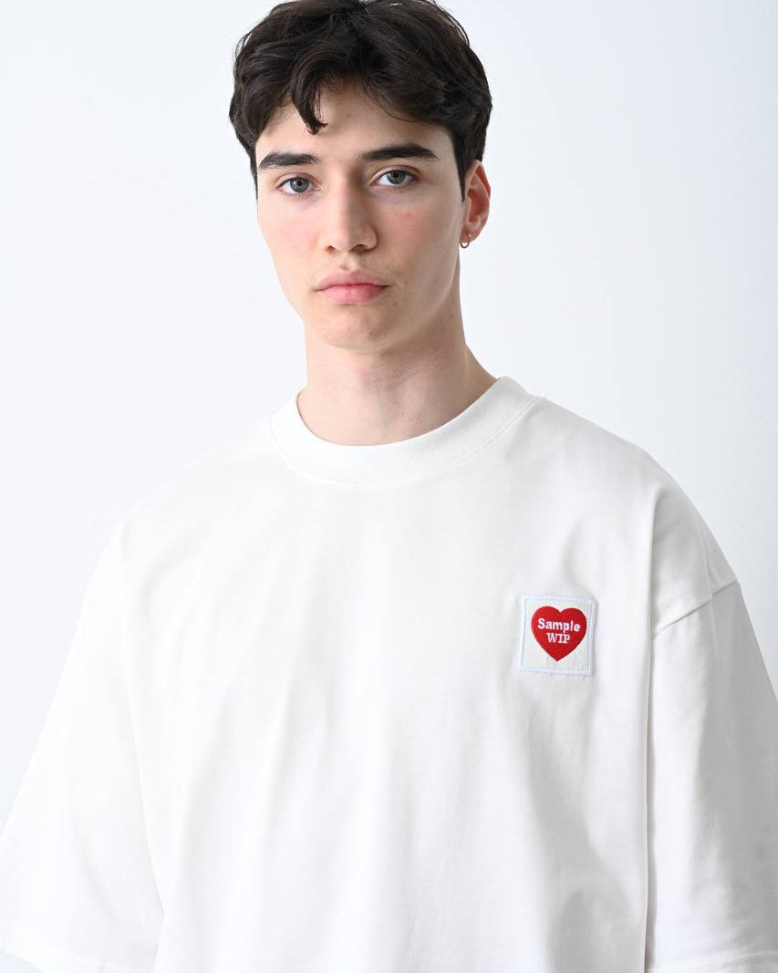 #oversize #beyaz #kalp #heart #unisex #nakışlı #minimal #streetwear #tshirt #trendstil